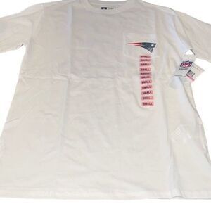 NFL Team Apparel Women’s Short Sleeve Tee‎ New England Patriot’s Small